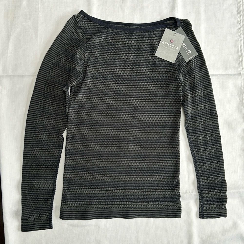 Athleta “Stripe Seamless Eyelet Top” Size XS (can also fit S)